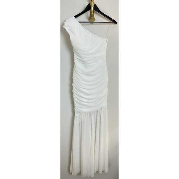 ELLIATT Vienna Ruched One-shoulder Gown in White Size X-Small - Picture 2 of 7